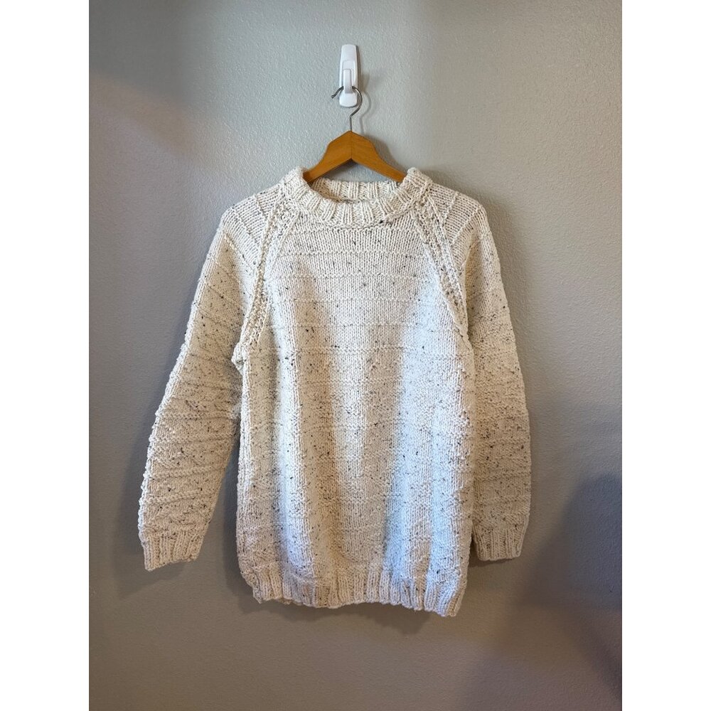 Handmade Cream Knit Sweater With Speckled Design Crewneck & Raglan Sleeves Warm‎